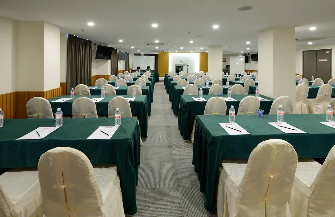 E-Red Hotel Kuantan-1
