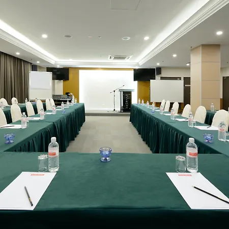 E-Red Hotel Kuantan-2